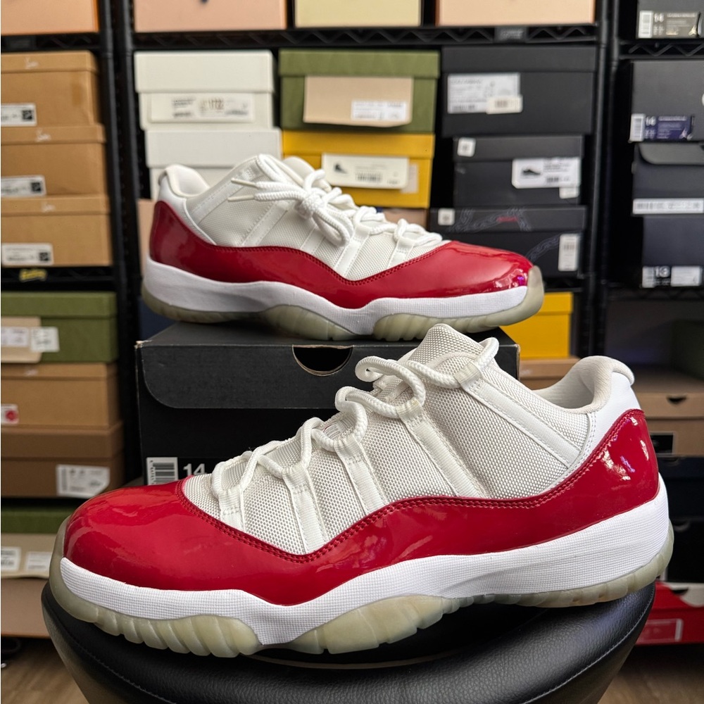 Air Jordan 11 XI Retro Low Cherry 2016